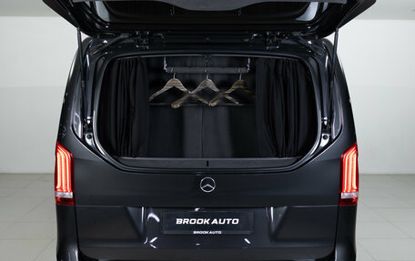 Mercedes-Benz V-Класс, 2021 год, 17 990 000 рублей, 34 фотография