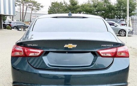 Chevrolet Malibu IX, 2022 год, 2 000 000 рублей, 3 фотография