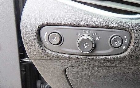 Chevrolet Malibu IX, 2022 год, 2 000 000 рублей, 10 фотография