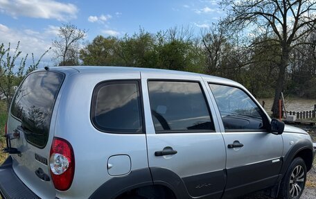 Chevrolet Niva I рестайлинг, 2012 год, 450 000 рублей, 1 фотография