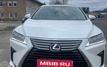 Lexus RX IV рестайлинг, 2018 год, 4 200 000 рублей, 1 фотография