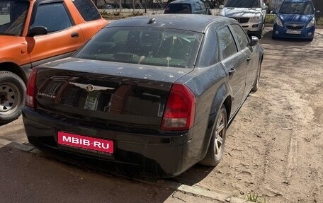 Chrysler 300C II, 2005 год, 400 000 рублей, 1 фотография