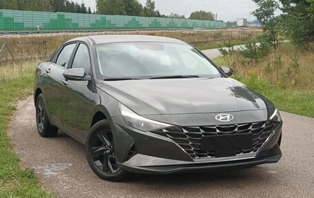 Hyundai Elantra, 2023 год, 1 670 000 рублей, 4 фотография