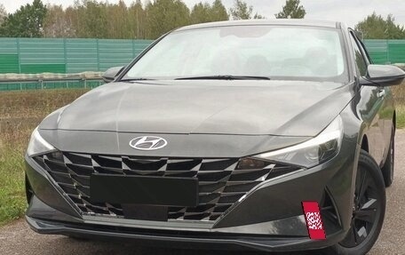 Hyundai Elantra, 2023 год, 1 670 000 рублей, 5 фотография