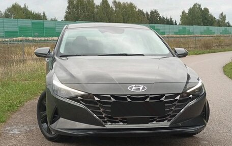 Hyundai Elantra, 2023 год, 1 670 000 рублей, 11 фотография