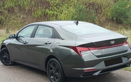 Hyundai Elantra, 2023 год, 1 670 000 рублей, 13 фотография