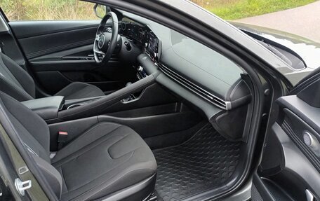 Hyundai Elantra, 2023 год, 1 670 000 рублей, 20 фотография