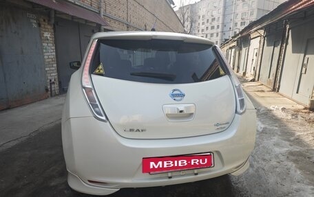 Nissan Leaf I, 2016 год, 650 000 рублей, 7 фотография