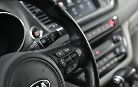 KIA Carnival III, 2017 год, 1 955 000 рублей, 16 фотография