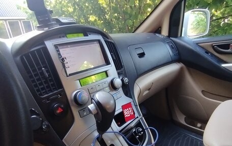 Hyundai Grand Starex Grand Starex I рестайлинг 2, 2011 год, 1 250 000 рублей, 11 фотография