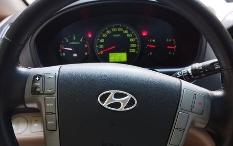 Hyundai Grand Starex Grand Starex I рестайлинг 2, 2011 год, 1 250 000 рублей, 15 фотография