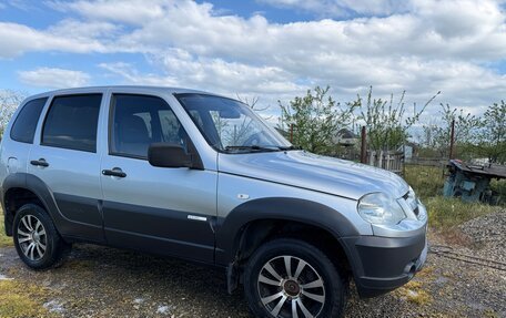 Chevrolet Niva I рестайлинг, 2012 год, 450 000 рублей, 9 фотография