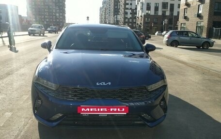 KIA K5, 2021 год, 1 800 000 рублей, 3 фотография