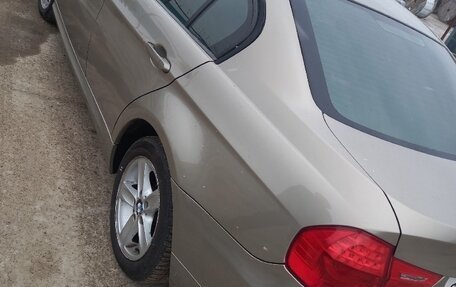 BMW 3 серия, 2010 год, 1 000 000 рублей, 4 фотография