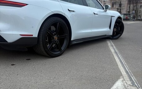 Porsche Taycan I, 2020 год, 12 000 000 рублей, 6 фотография