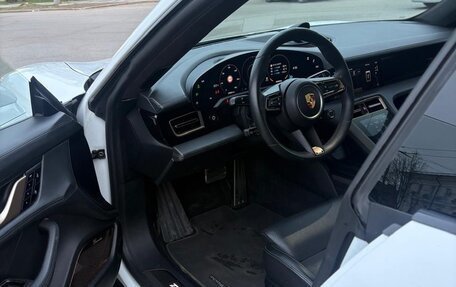 Porsche Taycan I, 2020 год, 12 000 000 рублей, 15 фотография