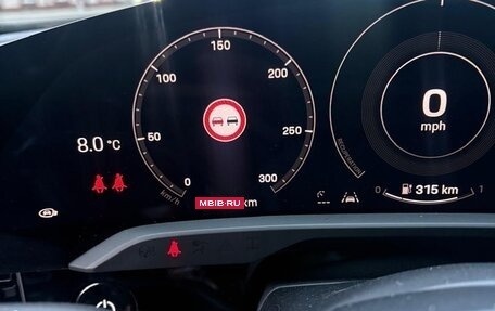 Porsche Taycan I, 2020 год, 12 000 000 рублей, 16 фотография