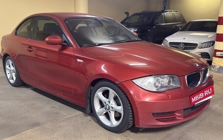 BMW 1 серия, 2008 год, 1 000 000 рублей, 2 фотография