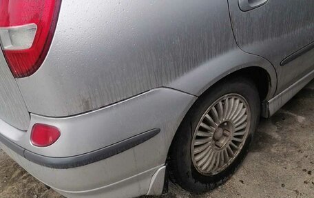 Nissan Tino, 1999 год, 300 000 рублей, 4 фотография