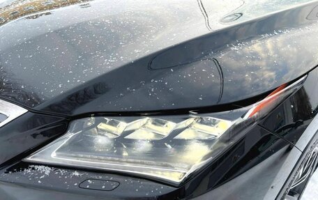 Lexus RX IV рестайлинг, 2017 год, 3 820 000 рублей, 4 фотография