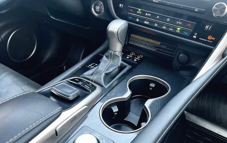 Lexus RX IV рестайлинг, 2017 год, 3 820 000 рублей, 11 фотография