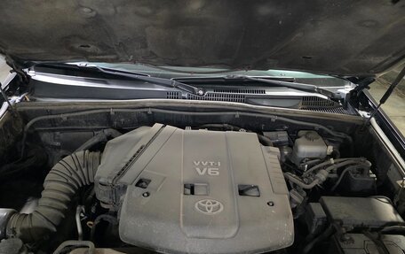 Toyota Land Cruiser Prado 120 рестайлинг, 2004 год, 2 600 000 рублей, 17 фотография