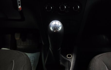 Renault Sandero II рестайлинг, 2015 год, 780 000 рублей, 13 фотография