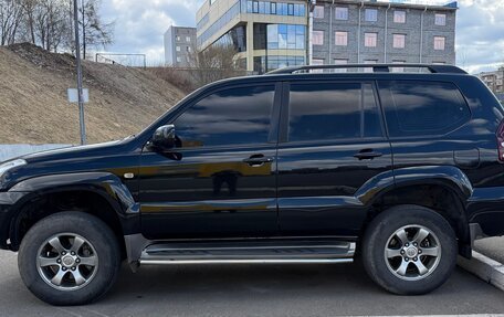 Toyota Land Cruiser Prado 120 рестайлинг, 2008 год, 2 350 000 рублей, 2 фотография