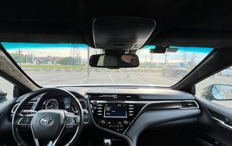 Toyota Camry, 2018 год, 2 690 000 рублей, 9 фотография