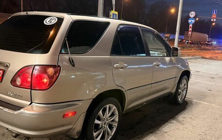 Lexus RX IV рестайлинг, 1999 год, 450 000 рублей, 1 фотография