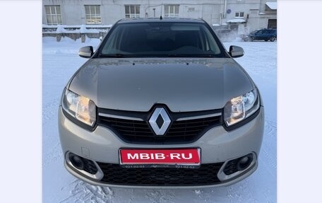 Renault Sandero II рестайлинг, 2018 год, 830 000 рублей, 1 фотография