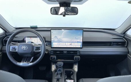 Toyota RAV4, 2026 год, 4 490 000 рублей, 18 фотография