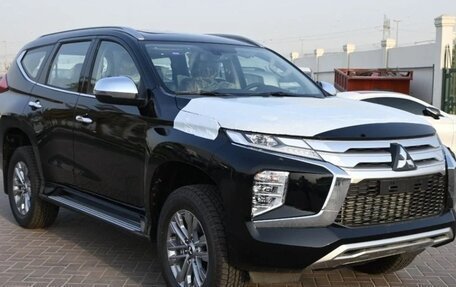 Mitsubishi Pajero Sport III рестайлинг, 2023 год, 3 650 000 рублей, 3 фотография