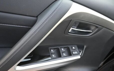 Mitsubishi Pajero Sport III рестайлинг, 2023 год, 3 650 000 рублей, 14 фотография