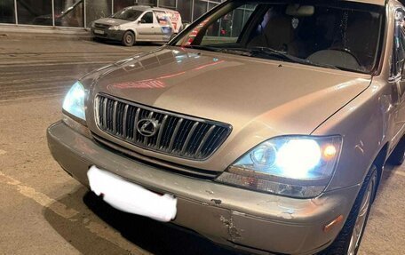 Lexus RX IV рестайлинг, 1999 год, 450 000 рублей, 6 фотография