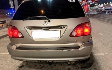 Lexus RX IV рестайлинг, 1999 год, 450 000 рублей, 4 фотография