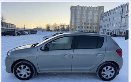 Renault Sandero II рестайлинг, 2018 год, 830 000 рублей, 3 фотография