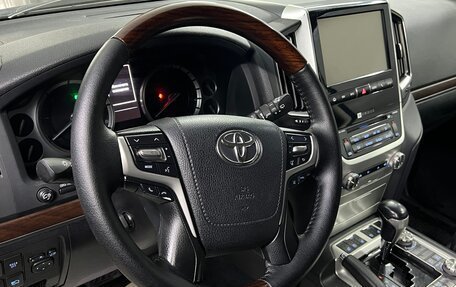 Toyota Land Cruiser 200, 2016 год, 5 100 000 рублей, 20 фотография