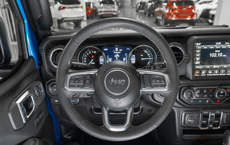 Jeep Wrangler, 2023 год, 5 600 000 рублей, 10 фотография