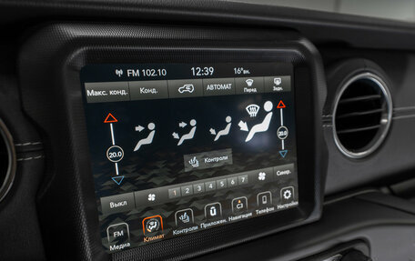 Jeep Wrangler, 2023 год, 5 600 000 рублей, 23 фотография