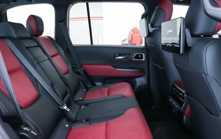 Toyota Land Cruiser, 2025 год, 16 400 000 рублей, 33 фотография