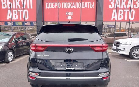 KIA Sportage IV рестайлинг, 2019 год, 2 300 000 рублей, 4 фотография