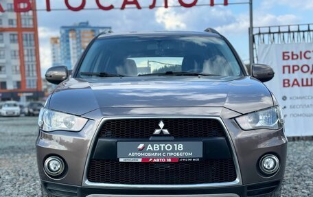 Mitsubishi Outlander III рестайлинг 3, 2011 год, 1 369 000 рублей, 3 фотография