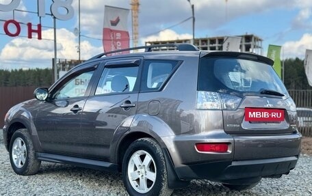 Mitsubishi Outlander III рестайлинг 3, 2011 год, 1 369 000 рублей, 5 фотография