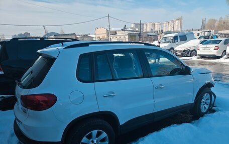 Volkswagen Tiguan I, 2012 год, 700 000 рублей, 4 фотография