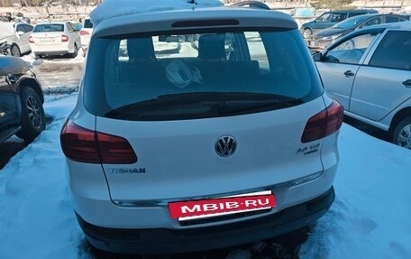 Volkswagen Tiguan I, 2012 год, 700 000 рублей, 3 фотография