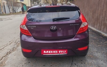 Hyundai Solaris II рестайлинг, 2011 год, 740 000 рублей, 3 фотография