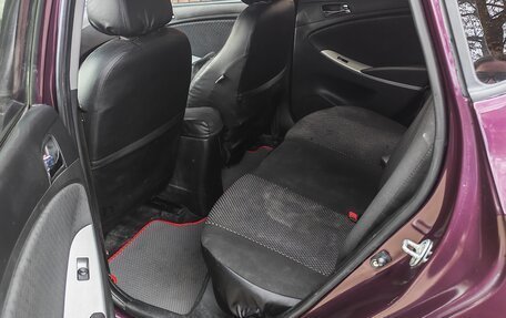 Hyundai Solaris II рестайлинг, 2011 год, 740 000 рублей, 7 фотография