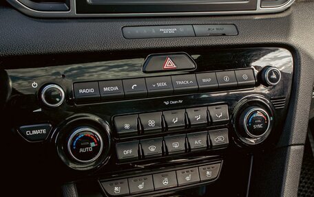 KIA Sportage IV рестайлинг, 2018 год, 1 785 000 рублей, 15 фотография