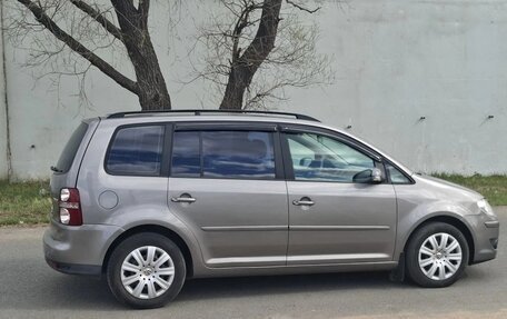 Volkswagen Touran III, 2007 год, 525 000 рублей, 4 фотография
